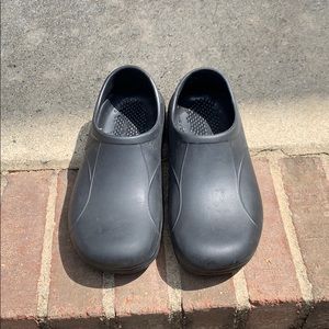 Tredsafe Slip Resistant Shoes